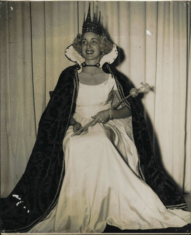 Campus Queen 1946-1947, Jean Travnikar
