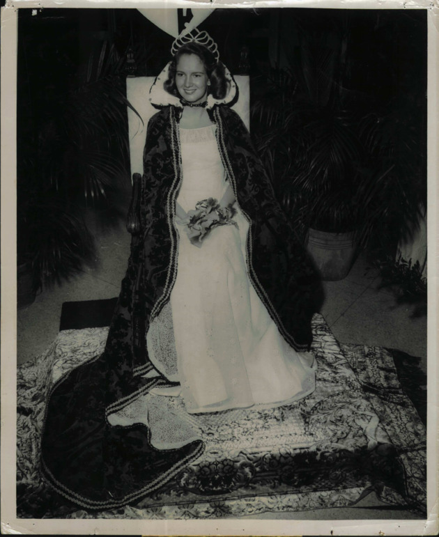 Campus Queen 1948-1949, Lucia Vallejo