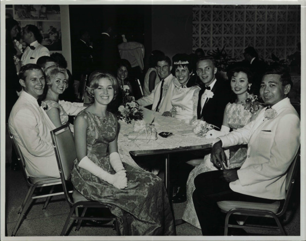 Campus Queen 1963-1964, Cynthia Farina with her court at the Coronation Ball