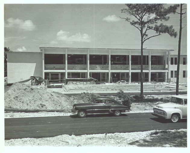 Thompson Hall under construction