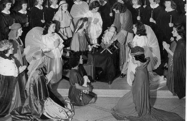 Students performing Three Kings for Christmas Oratorium
