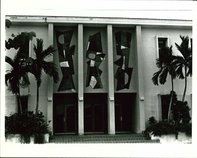 The Edwin L. Wiegand Center exterior mural