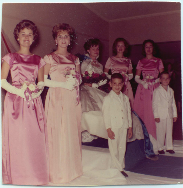 Campus Queen 1962-1963, Carol Ann Kocanda with her court