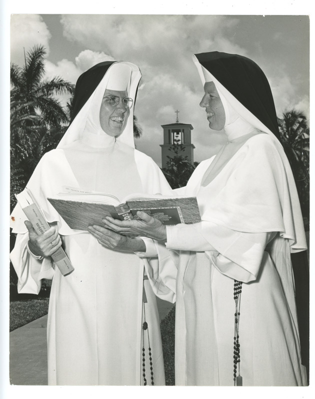 Sisters Marie Martha Condon, O.P., and Raymond Clare Hull, O.P., on campus for Summer session 1960